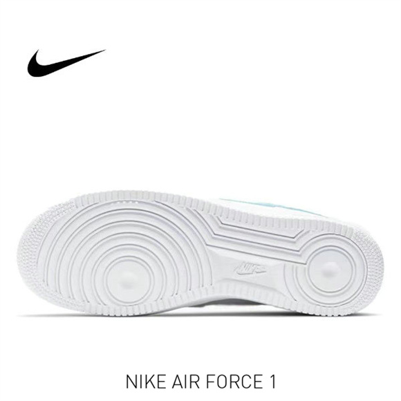 AF 1 Low 彩虹像素6