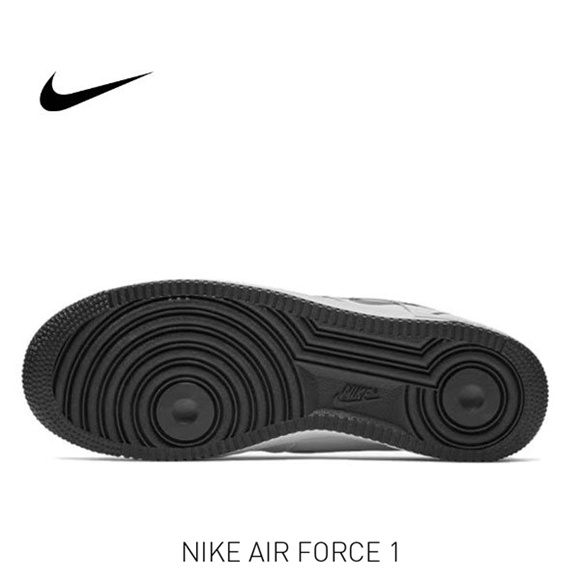AF 1 Low 笑脸4